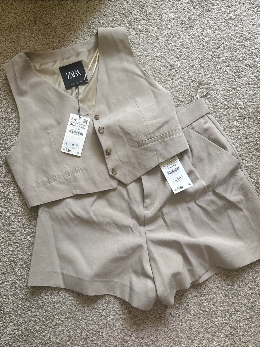 Zara Beige Linen-Blend Vest & High-Waist Shorts Set
